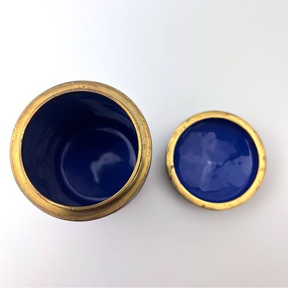 Antique Chinese Hand Carved Cinnabar Canister Jar Box Black and Red Blue Inside - Picture 8 of 14